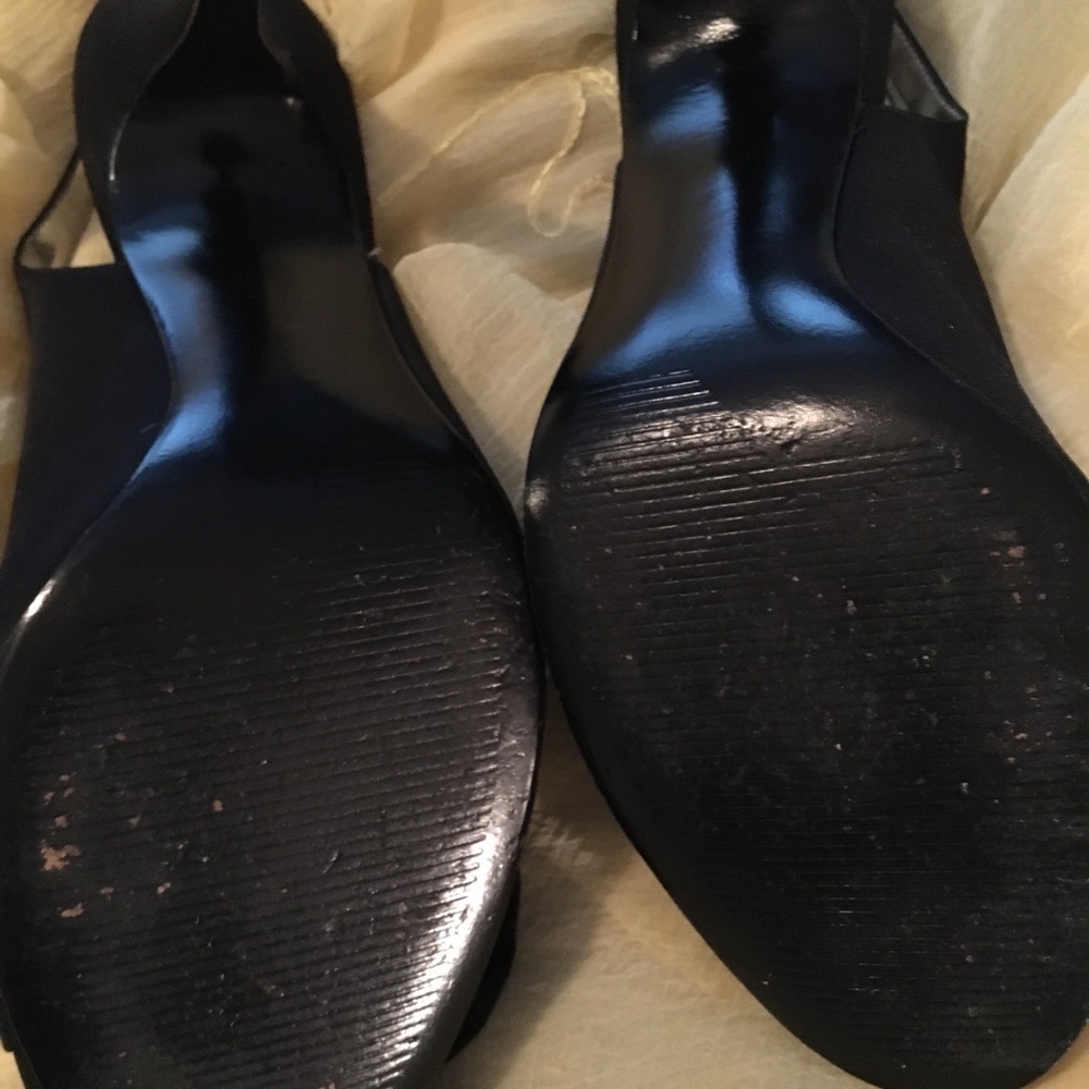 Shoes - Picture 3 of 3